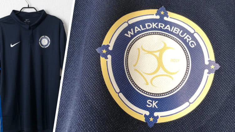 Die Nike Poloshirts mit Bedruckung des SK Waldkraiburg