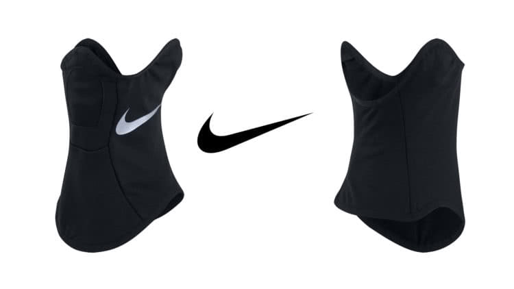 Der Nike Squad Snood Fußball Spieler Schal als Futbol Mask