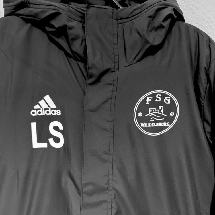 schwarze adidas Stadionjacken mit Vereinslogo Druck in weiß