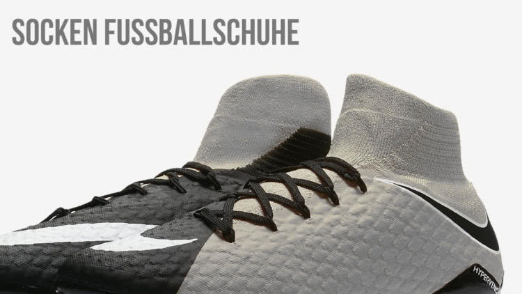 Wie soll mann Fußballschuhe mit Socken waschen und pflegen?